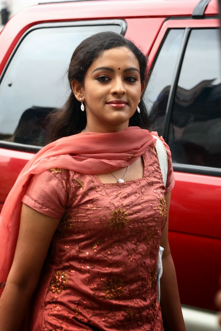 mahalakshmi serial actress